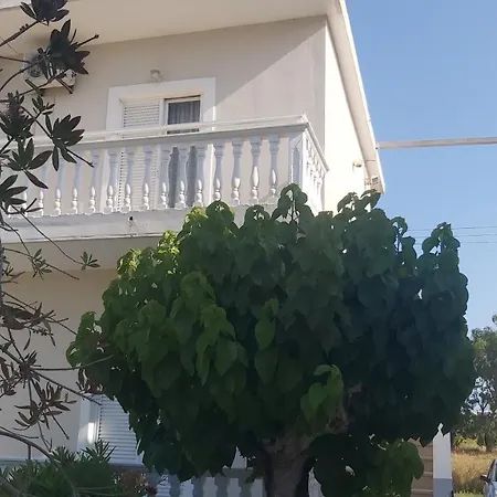 Tina & Anna لاغاناس