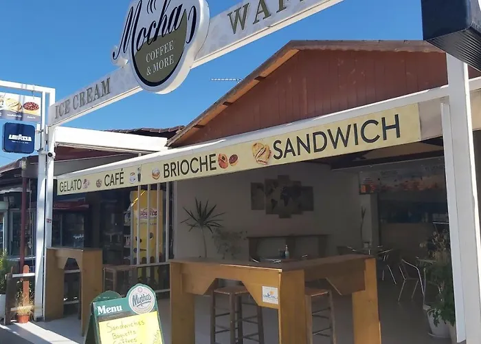 Tina & Anna Laganász